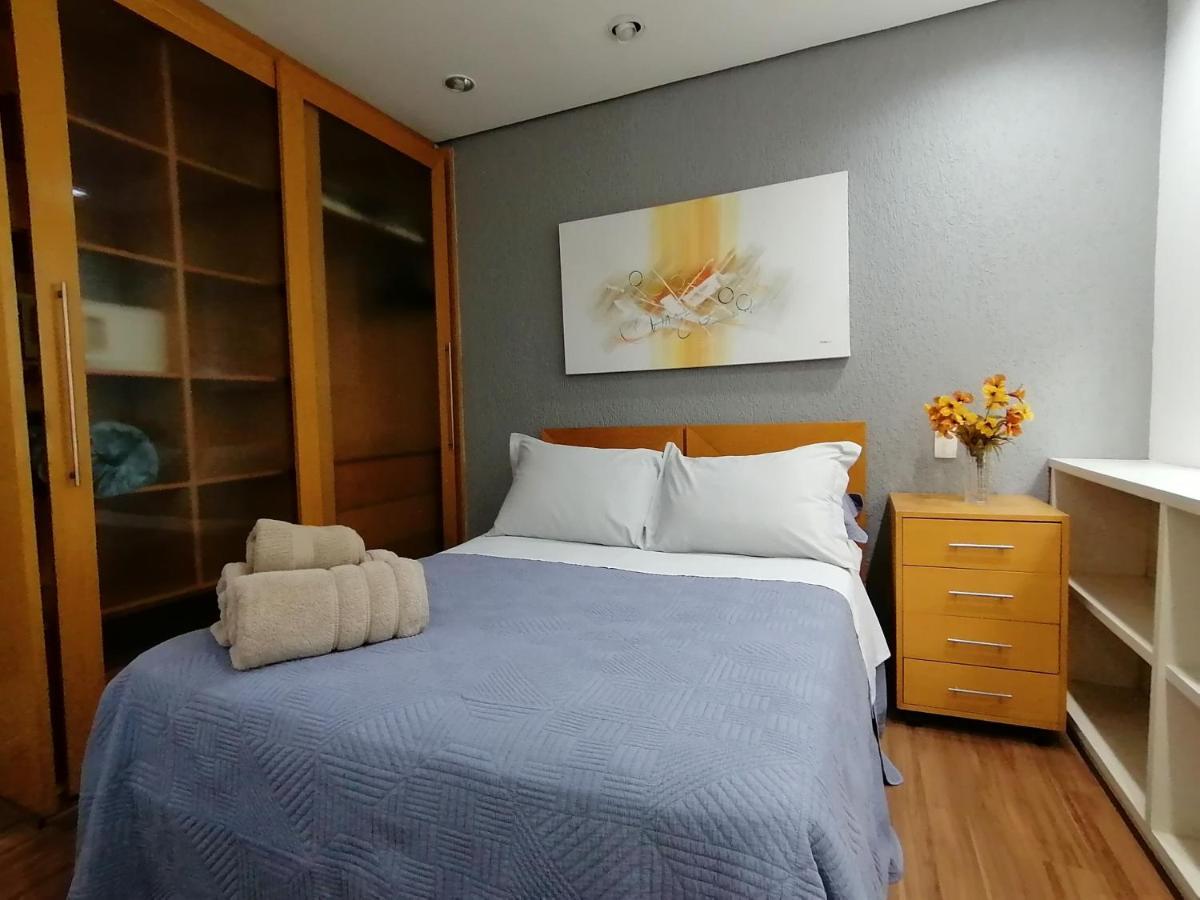 Rent a 1 Bedroom Apartment in Vila Olímpia, São Paulo - Huma I